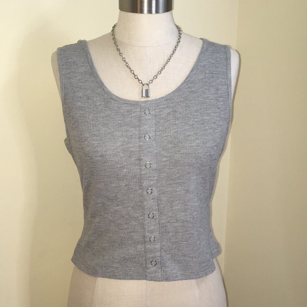 Gray tank top